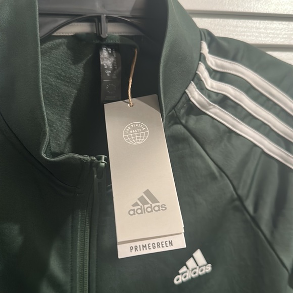 NWT GREEN & WHITE ADIDAS TRACK TOP with zipper down and Front Pocket. Size 1X/2X - Picture 5 of 7